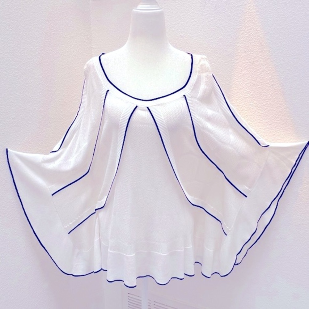 Bebe Opened Knit Poncho
